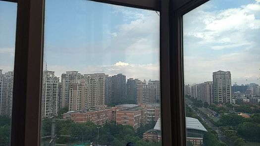 photo5980953796513214058